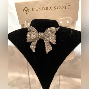 Clearance Kendra Scott Silver Bow Necklace with Crystals New.